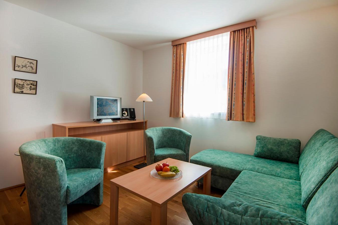 Panorama Spa Lodges Das.Schiller Bad Gastein Kültér fotó
